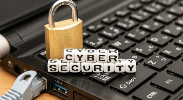 あなたの個人情報はいまも狙われているファイアウォールなき世界は地獄と化す