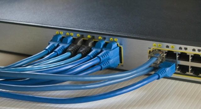 あなたの安全神話が崩れる日ファイアウォールで塞げない新時代の見えない脅威